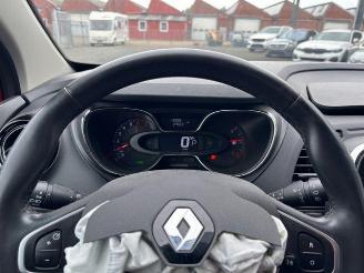 Renault Captur Intens Automatic / R-Kamera / Navigation picture 16