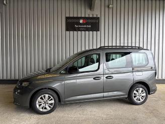 Käytettyjen passenger cars Volkswagen Caddy Life 2.0 TDI 5-Sitzer / DSG / Navigation 2022/11