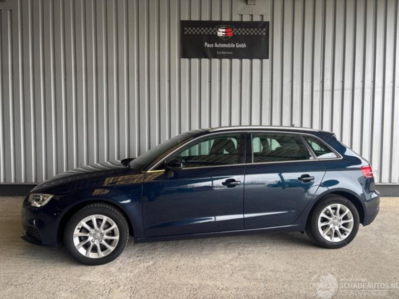 Audi A3 Sportback 2.0 TDI S-Tronic / V-Cockpit