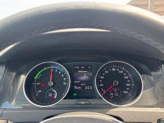 Volkswagen Golf VII Lim. e- picture 14