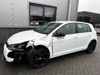 Volkswagen e-Golf e-Golf picture 35