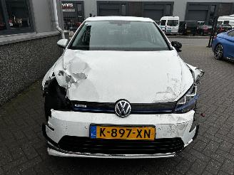 Volkswagen e-Golf e-Golf picture 13