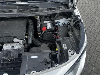 Peugeot 5008 1.2 PureTech Blue Lease Premium 7-Persoons picture 16