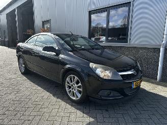 Avarii autoturisme Opel Astra TWIN TOP 1.8 Temptation 2008/4