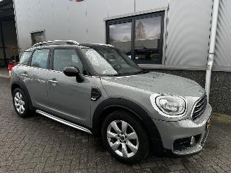 krockskadad bil auto Mini Countryman 1.5 Cooper Salt 2018/4
