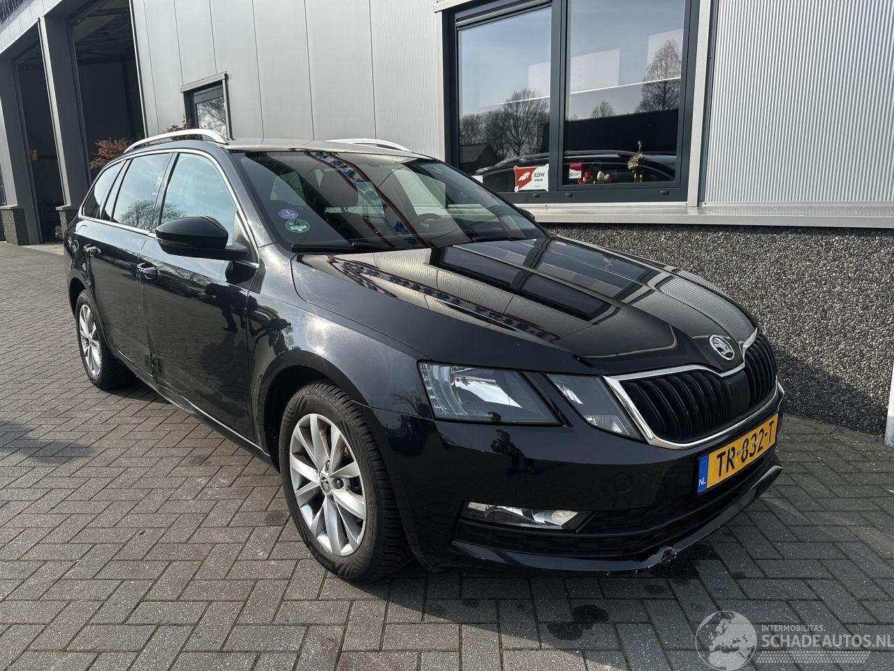 Skoda Octavia 1.0 TSI Greentech Ambition Business
