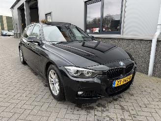 Vaurioauto  passenger cars BMW 3-serie 318i M Sport Corporate Lease 2019/8