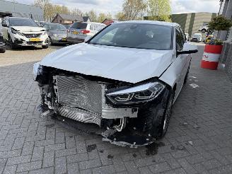 BMW 1-serie 118I High Executive picture 4