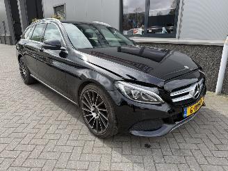 Voiture accidenté Mercedes C-klasse C-Klasse Estate 200 Prestige 2017/2