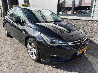 Damaged car Opel Astra 1.0 Innovation 2016/10