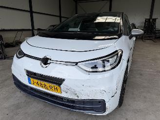 Volkswagen ID.3 First Plus 58kWh picture 10