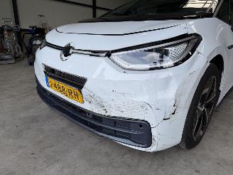 Volkswagen ID.3 First Plus 58kWh picture 19