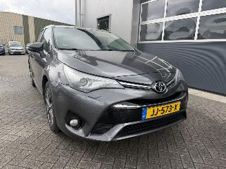 Toyota Avensis 2.0 D-4D-F Executive Business picture 8
