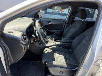 Mercedes B-klasse 180 d Ambition picture 37