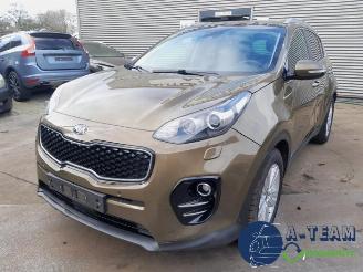 Salvage car Kia Sportage Sportage (QL), Terreinwagen, 2015 / 2022 2.0 CRDi 185 16V VGT 4x4 2018/6