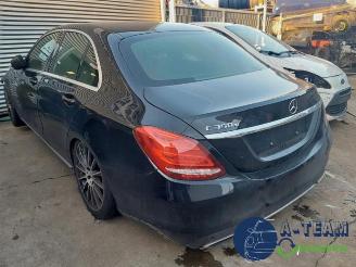 Vrakbiler auto Mercedes C-klasse C (W205), Sedan, 2013 / 2021 C-350 e 2.0 16V 2015/10