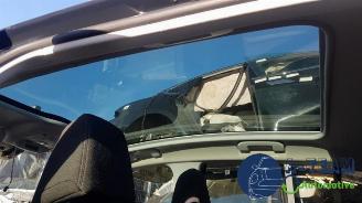 Peugeot 308 308 (L3/L8/LB/LH/LP), Hatchback 5-drs, 2013 / 2021 1.6 BlueHDi 120 picture 10