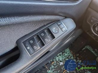 Mercedes GLA GLA (156.9), SUV, 2013 / 2019 1.6 180 16V picture 30