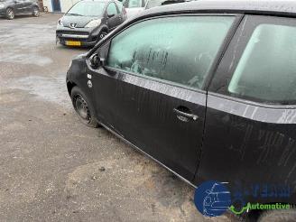 Volkswagen Up! Up! (121), Hatchback, 2011 1.0 12V 75 picture 9