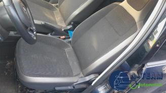 Volkswagen Up! Up! (121), Hatchback, 2011 1.0 12V 60 picture 24