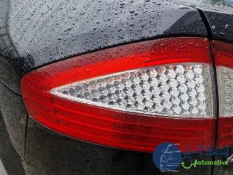 Ford Mondeo Mondeo IV, Hatchback, 2007 / 2015 1.6 Ti 16V picture 32