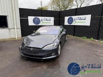 rozbiórka samochody osobowe Tesla Model S Model S, Liftback, 2012 75 2017/11