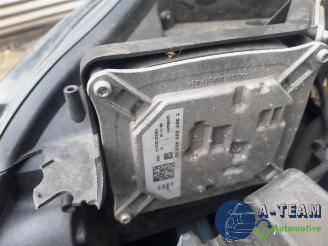 Peugeot 308 308 SW (L4/L9/LC/LJ/LR), Combi 5-drs, 2014 / 2021 1.2 12V e-THP PureTech 130 picture 30