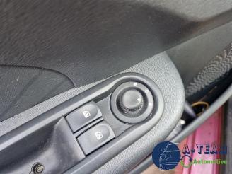 Renault Twingo Twingo II (CN), Hatchback 3-drs, 2007 / 2014 1.2 16V picture 31