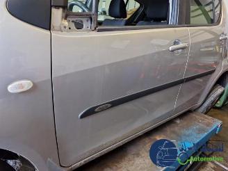 Opel Agila Agila (B), MPV, 2008 / 2014 1.0 12V picture 24