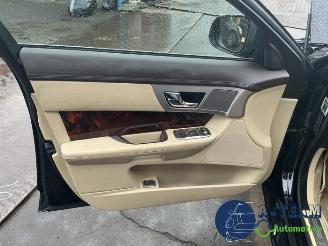Jaguar XF XF (CC9), Sedan, 2008 / 2015 3.0 V6 24V picture 23