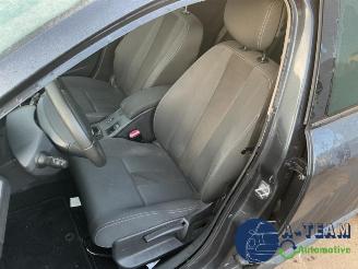 Renault Mégane Megane III Grandtour (KZ), Combi 5-drs, 2008 / 2016 1.4 16V TCe 130 picture 20