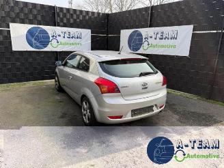 Sloopauto Kia Pro cee d Pro cee'd (EDB3), Hatchback 3-drs, 2008 / 2012 1.4 CVVT 16V 2010/1