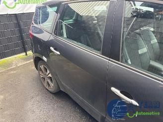 Renault Grand-scenic Grand Scenic III (JZ), MPV, 2009 / 2016 2.0 16V CVT picture 32