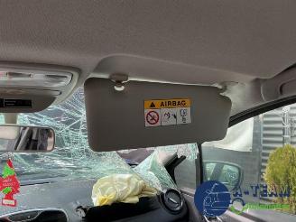 Renault Clio Clio IV Estate/Grandtour (7R), Combi 5-drs, 2012 / 2021 1.5 Energy dCi 90 FAP picture 34