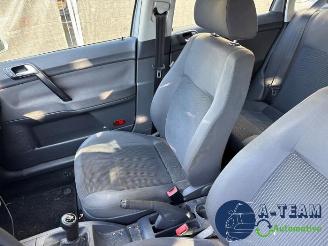Volkswagen Polo Polo IV (9N1/2/3), Hatchback, 2001 / 2012 1.2 12V picture 12