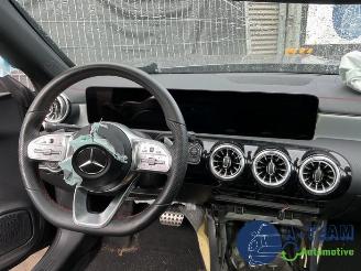 Mercedes Cla-klasse CLA (118.3), Sedan, 2019 1.3 CLA-200 Turbo 16V picture 15