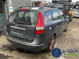 Hyundai I-30 i30 Crosswagon (WWH), Combi, 2007 / 2012 1.4 CVVT 16V picture 17