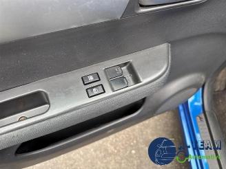 Suzuki Swift Swift (ZA/ZC/ZD1/2/3/9), Hatchback, 2005 / 2011 1.3 VVT 16V picture 13