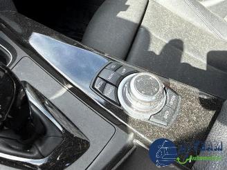 BMW 3-serie 3 serie (F30), Sedan, 2011 / 2018 320i 2.0 16V picture 24