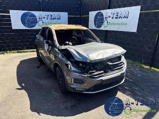 demontáž osobní automobily Volkswagen T-Roc T-Roc I, SUV, 2017 1.5 TSI 16V 2022/3
