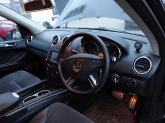 Mercedes ML ML II (164/4JG), SUV, 2005 / 2011 3.0 ML-320 CDI 4-Matic V6 24V picture 11