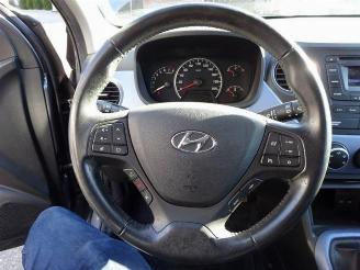 Hyundai I-10 i10 (B5), Hatchback, 2013 / 2019 1.0 12V picture 12