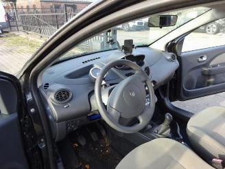 Renault Twingo Twingo II (CN), Hatchback 3-drs, 2007 / 2014 1.5 dCi 90 FAP picture 17