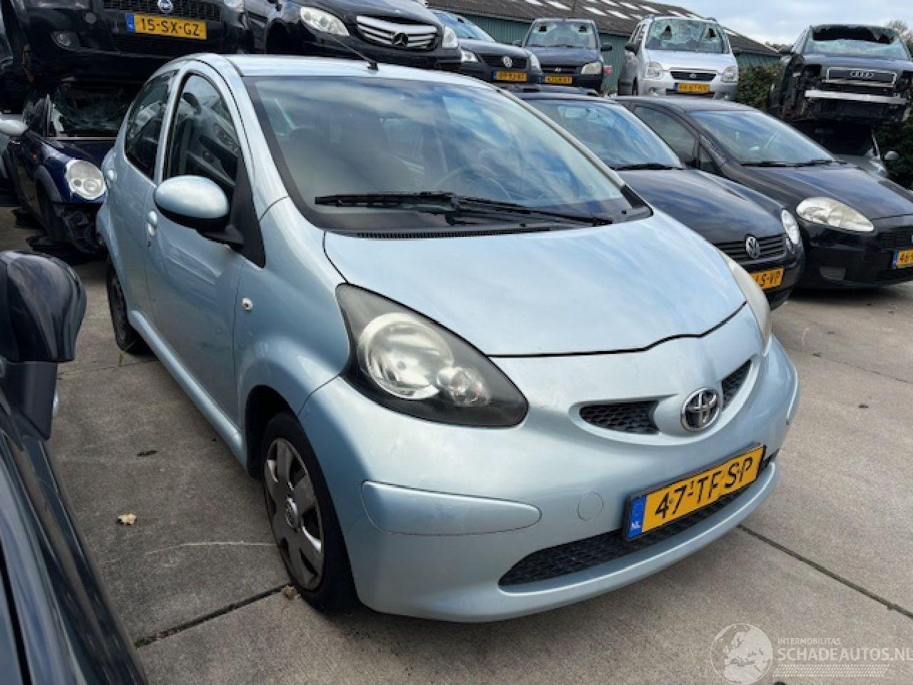 Toyota Aygo 1.0i