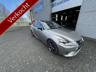 Schadeauto Lexus IS 300h Sport Edition 2016/9