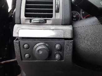 Opel Vectra Vectra C Caravan Combi 1.9 CDTI 120 (Z19DT(Euro 4)) [88kW]  (04-2004/0=
1-2009) picture 29