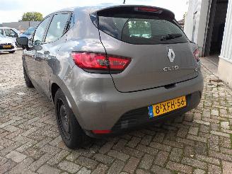 Renault Clio Clio IV (5R) Hatchback 5-drs 0.9 Energy TCE 90 12V (H4B-400(H4B-A4)) [=
66kW]  (11-2012/...) picture 8