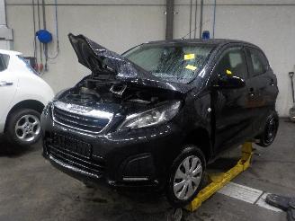 Démontage voiture Peugeot 108 108 Hatchback 1.0 12V (1KRFE(CFB)) [51kW]  (05-2014/...) 2015