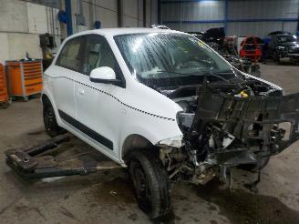 Renault Twingo Twingo III (AH) Hatchback 5-drs 1.0 SCe 70 12V (H4D-400(H4D-A4)) [52kW=
]  (09-2014/...) picture 2