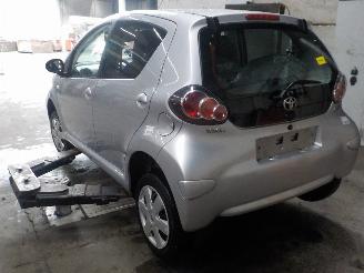 Toyota Aygo Aygo (B10) Hatchback 1.0 12V VVT-i (1KR-FE) [50kW]  (07-2005/05-2014) picture 4